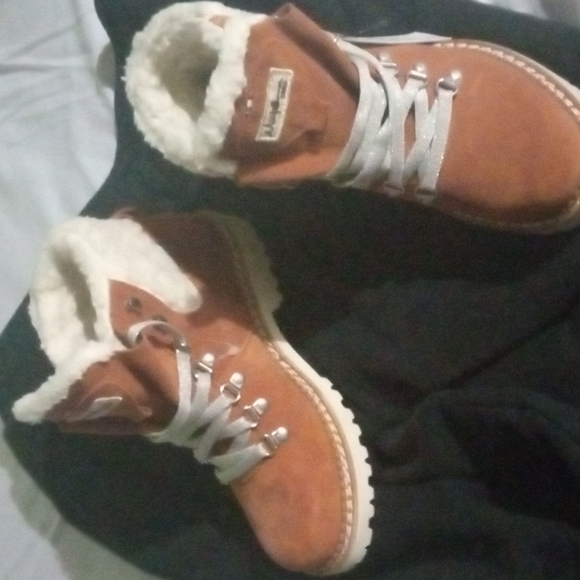 - Montelliana Boot - Picture 3 of 8